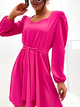 Elegancka sukienka z rozkloszowanym dołem fuksja (8249)
