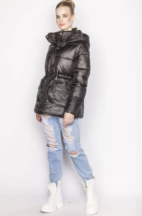 Puchowa kurtka damska czarna (ag6-26)