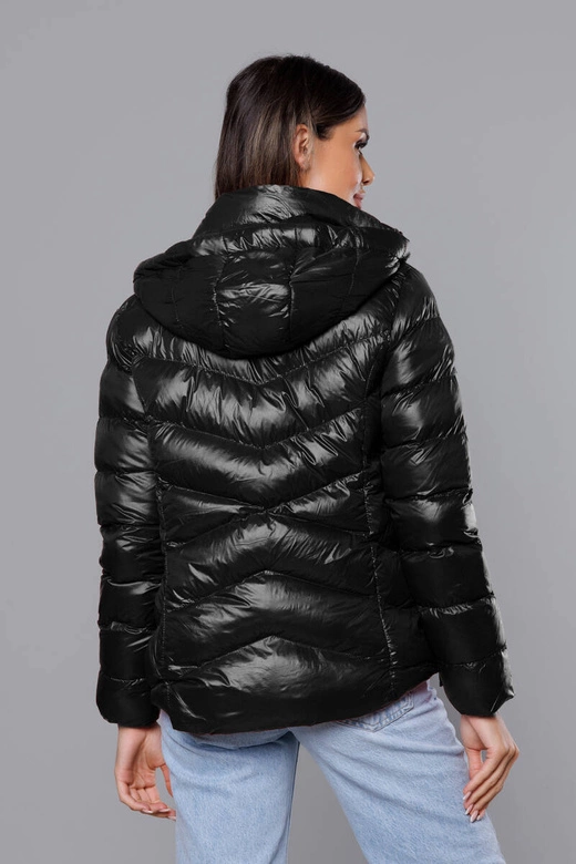 Krótka kurtka zimowa damska czarna (23066-392)