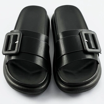 Damskie klapki z klamrą czarne (xa136)