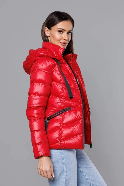 Krótka kurtka zimowa damska czerwona (23066-(270)(1))