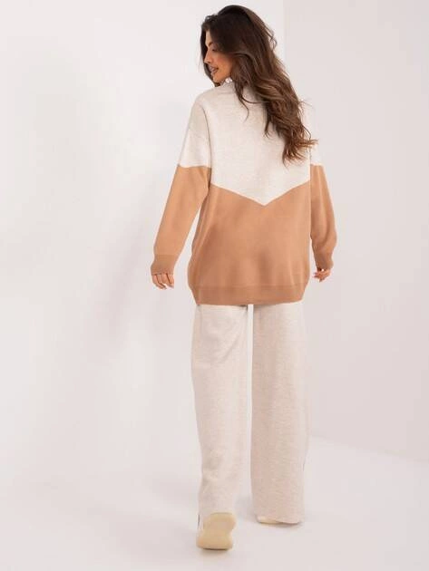Damski komplet 2-częściowy z luźnym swetrem beż/camel (1497)