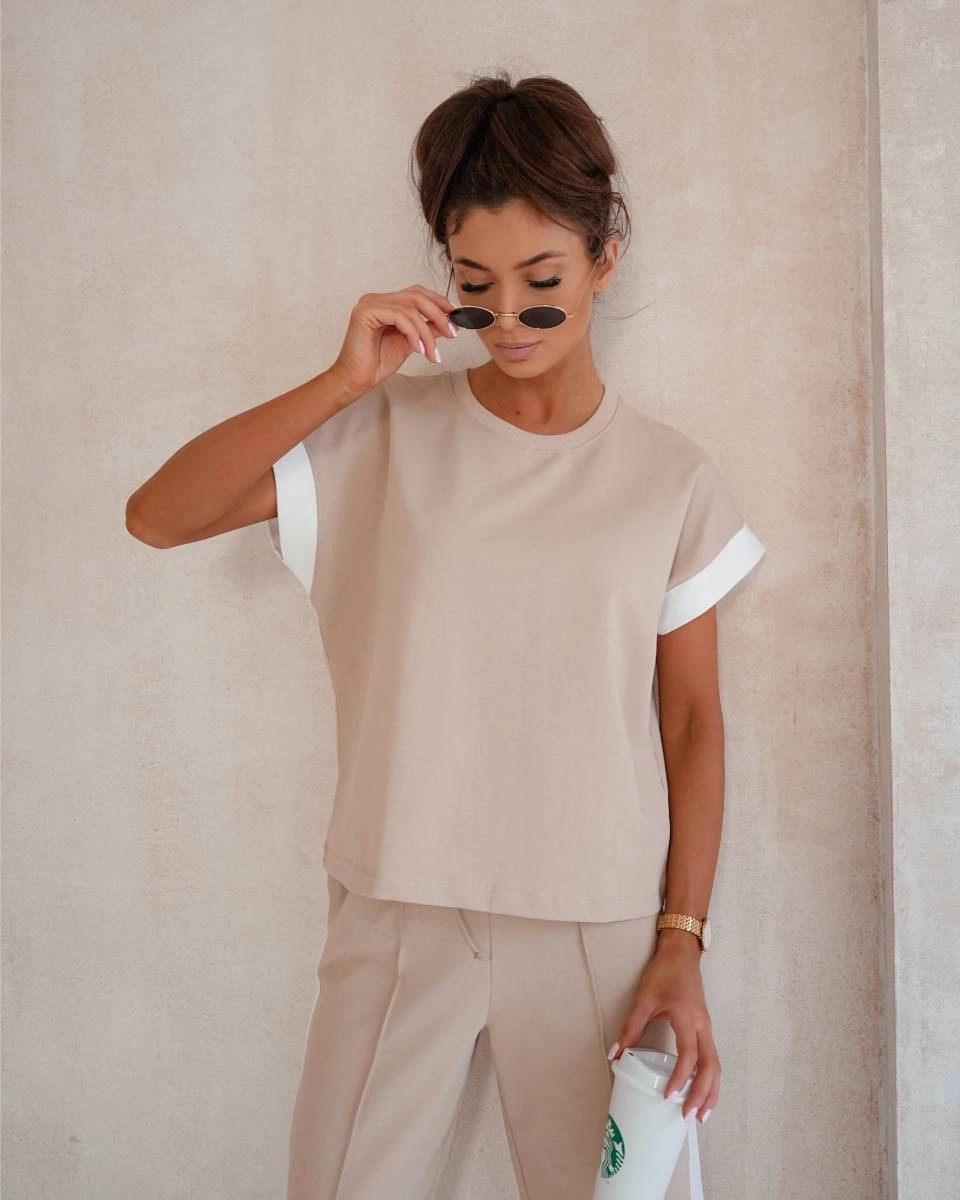 Komplet sportowy z kontrastowymi wstawkami beżowy (VE99)