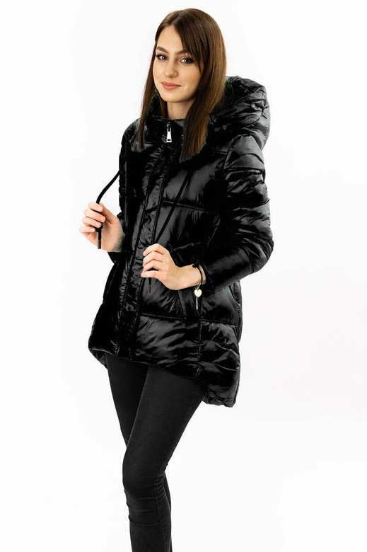 ASYMETRYCZNA DAMSKA KURTKA PIKOWANA CZARNA (7658)