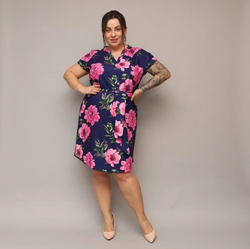 Sukienka w kwiaty z paskiem granatowa (744)