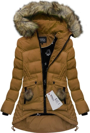 PIKOWANA KURTKA Z KAPTUREM KARMELOWA (W811)