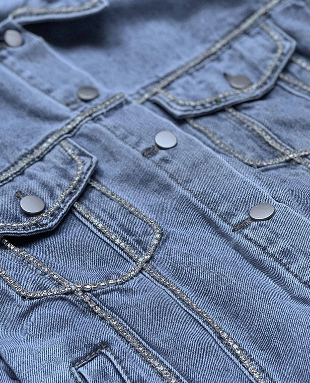 Jeansowa kurtka damska denim cyrkonie niebieska (t2861)