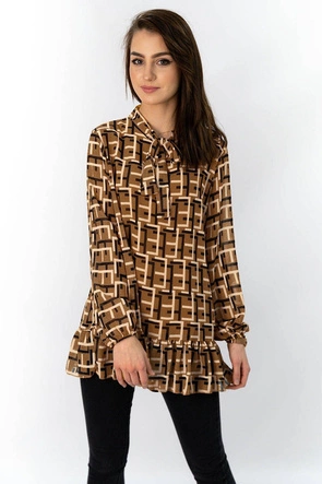 SZYFONOWA BLUZKA Z WIĄZANĄ STÓJKĄ BRĄZOWA (236ART)