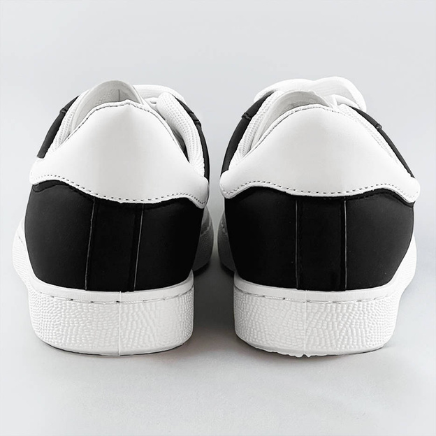 Sznurowane sneakersy damskie czarno-białe (bf-025)