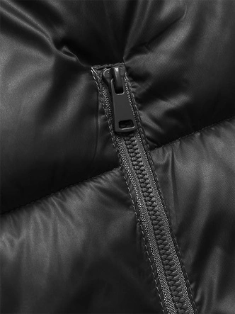 Krótki bezrękawnik damski z kapturem czarny (B8156-1)