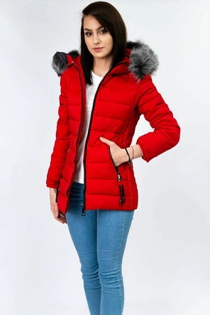 PIKOWANA DAMSKA KURTKA ZIMOWA Z KAPTUREM CZERWONA (XB9503X)