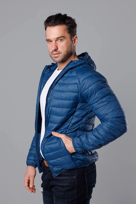 Pikowana kurtka męska z kapturem ciemnoniebieska (HM112-55)
