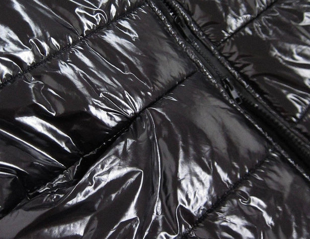 KURTKA ZIMOWA DAMSKA Z ASYMETRYCZNYM DOŁEM CZARNA (633ART)