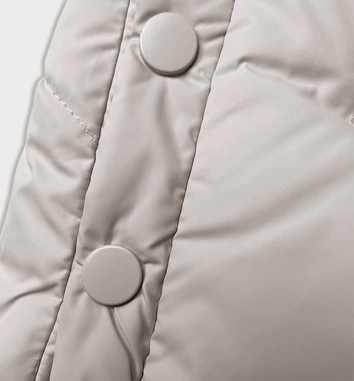 Zimowa kurtka damska z ozdobnym wykończeniem jasnobeżowa (3021)