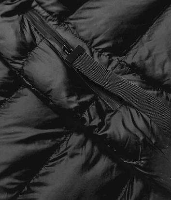 Przejściowa kurtka damska z kapturem czarna (5m786-392)