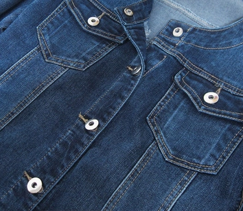 KURTKA JEANSOWA DAMSKA NA GUZIKI GRANATOWA (012#)