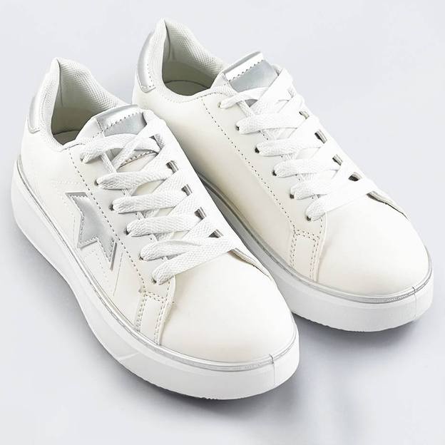 Sznurowane sneakersy z gwiazdką biały-srebrny (bb126l)