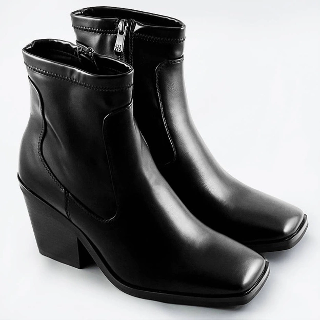 BOTKI NA OBCASIE CZARNE (SA6133)