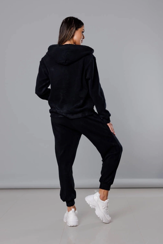 Polarowy komplet dresowy damski czarny (YP-1024)