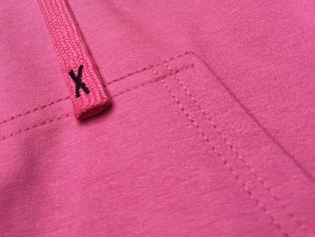 Krótka bluza dresowa z kapturem różowa (8B939-19)