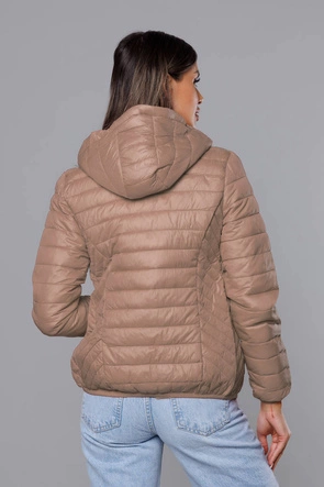 Pikowana kurtka damska z kapturem beżowa (B0124-46)