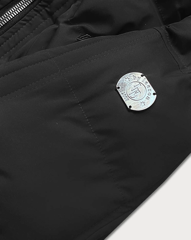 Zimowa kurtka damska z kapturem czarna (m-21603)