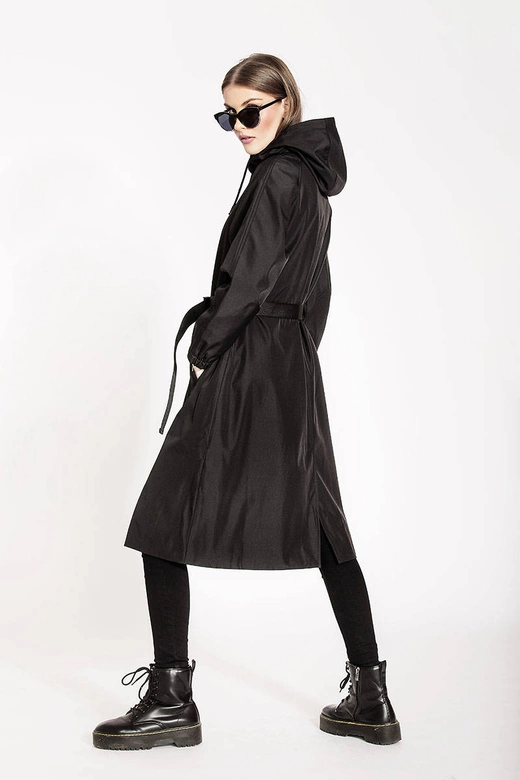 Długi płaszcz z paskiem czarny (AG5-019)