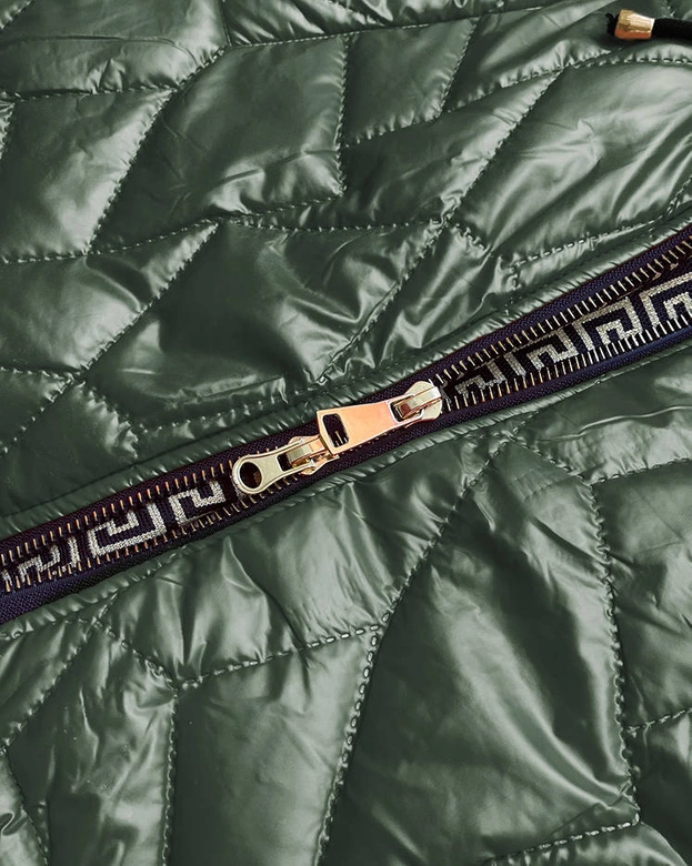 Kurtka damska z ozdobnym pikowaniem zielona (br8101-10)