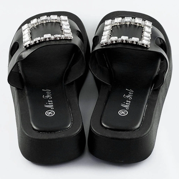 Damskie klapki z cyrkoniami czarne (cm-50)