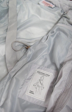 PIKOWANA KURTKA DAMSKA ZIMOWA  Z KAPTUREM SZAROMIĘTOWA (W721)