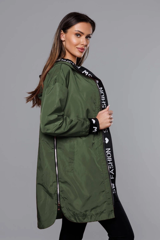 Cienka kurtka damska z ozdobną lamówką khaki (B8145-11)