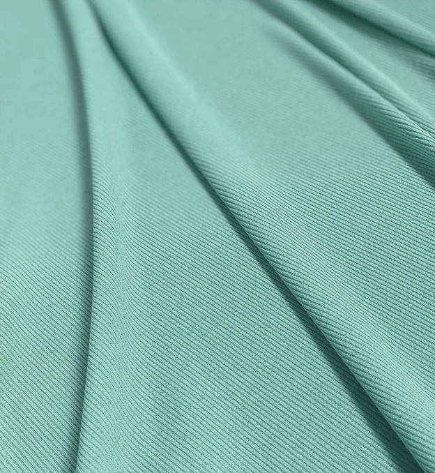 SUKIENKA Z OPUSZCZANYM RAMIENIEM SELEDYNOWA (667ART)