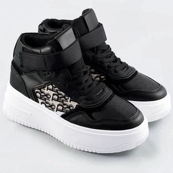 Wysokie sneakersy na grubej podeszwie czarne (ad-429)