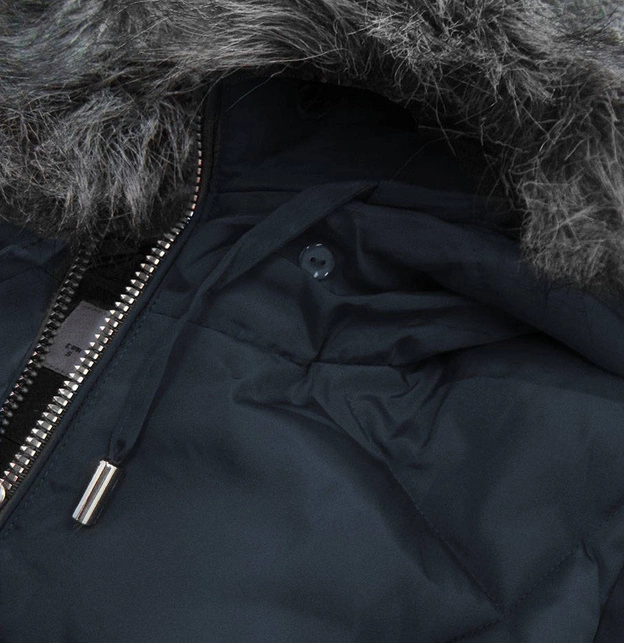 Pikowana kurtka damska zimowa granatowa (r9527)