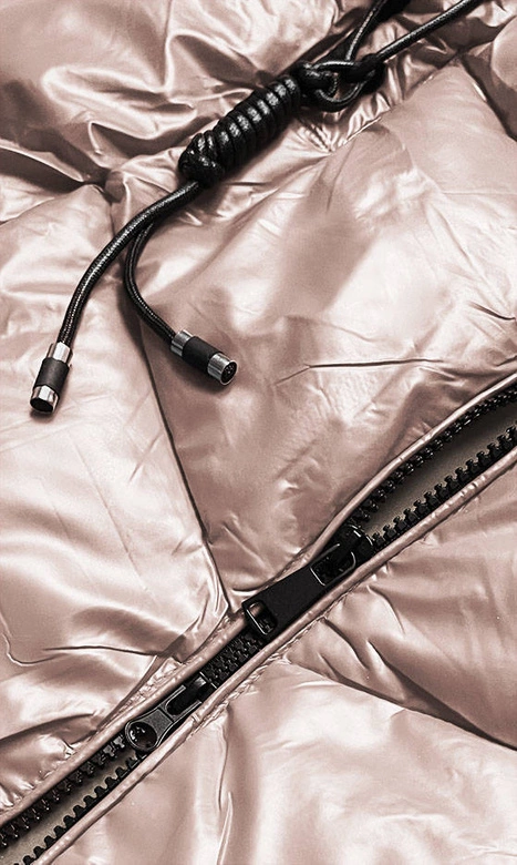 Damska kamizelka z kapturem blady róż (B8026-51)