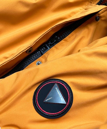 KURTKA ZIMOWA DAMSKA Z OZDOBNĄ PODSZEWKĄ ŻÓŁTA (R9577)