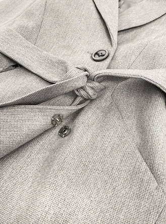 DAMSKI PŁASZCZ W DROBNĄ KRATKĘ BEŻOWY (2706)