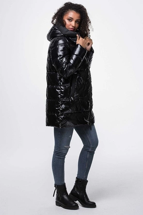 BŁYSZCZĄCA KURTKA Z KAPTUREM CZARNA 2 (J9-003)