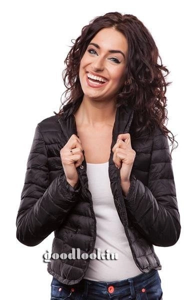 KRÓTKA PIKOWANA KURTKA CZARNA (MODEL12)