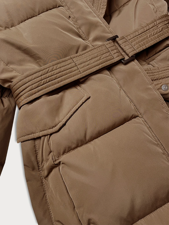 Taliowana kurtka zimowa z paskiem brązowa (23MY-207)