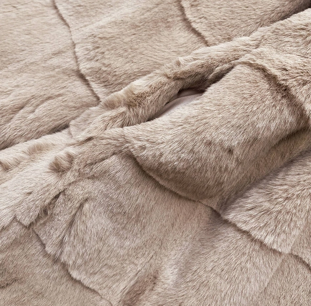 Futrzana kurtka damska beżowa (CX009-7)