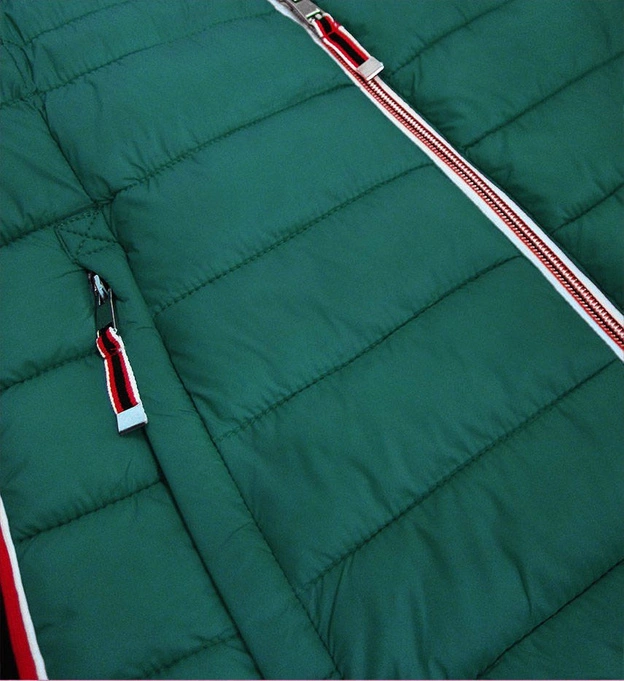 Pikowana kurtka damska z wstawkami zielona (7242)