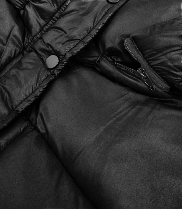 DAMSKA KURTKA PIKOWANA Z ODPINANYM KAPTUREM CZARNA (7564)