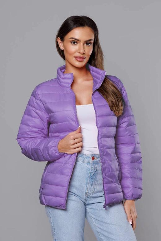 Lekka pikowana kurtka damska jasny fiolet (58M23037-37)