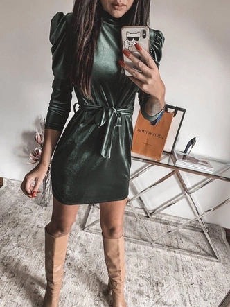 WELUROWA SUKIENKA WIĄZANA W TALII BRĄZOWA (487ART)