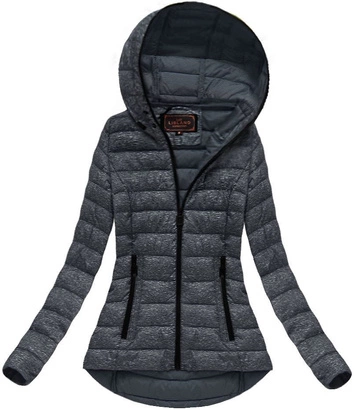 PIKOWANA KURTKA Z KAPTUREM CZARNA (7149)