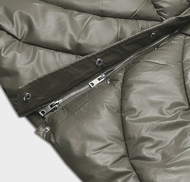 Luźna kurtka zimowa damska ze skóry ekologicznej khaki (AG2-J90)