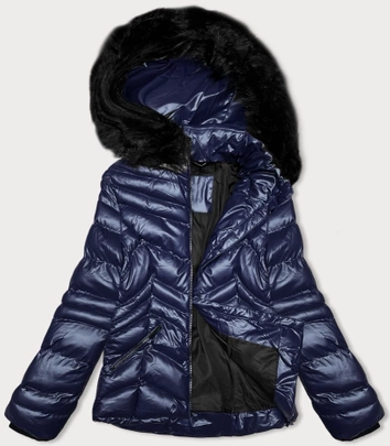 Krótka pikowana damska kurtka zimowa z kapturem J Style śliwka (58M23068-4)