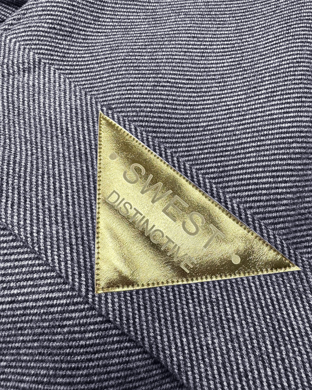 Długi płaszcz damski z paskiem S'West granat-paseczki (B8542-26)