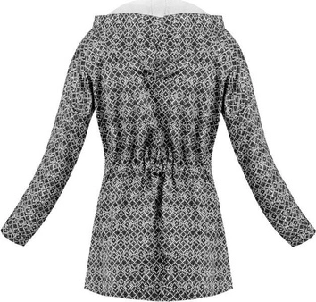 NARZUTKA Z KAPTUREM W DROBNE ROMBY CZARNA (8023)